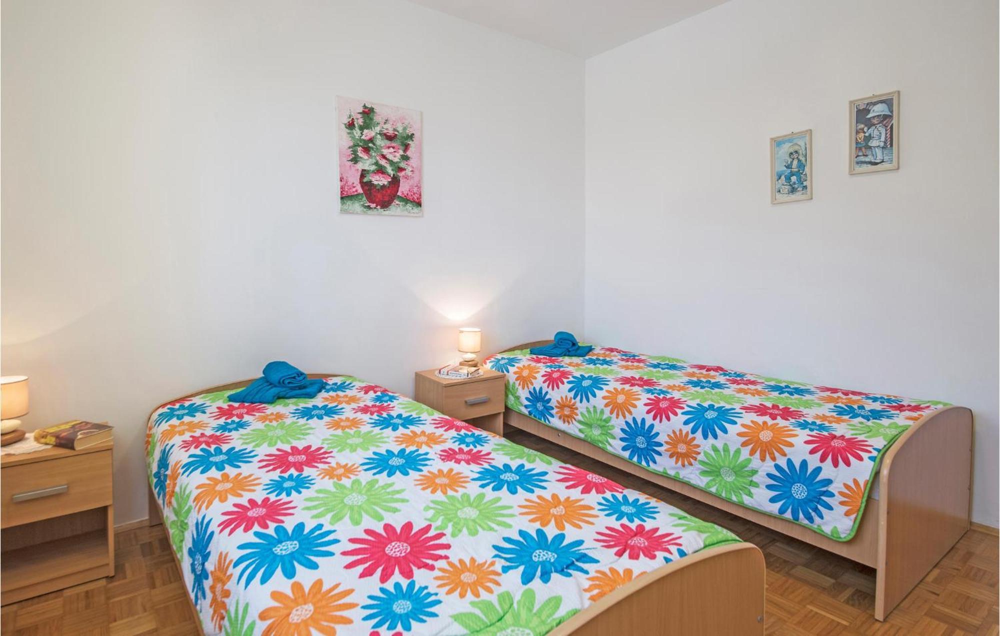 Gorgeous Apartment In Pula With House Sea View Экстерьер фото