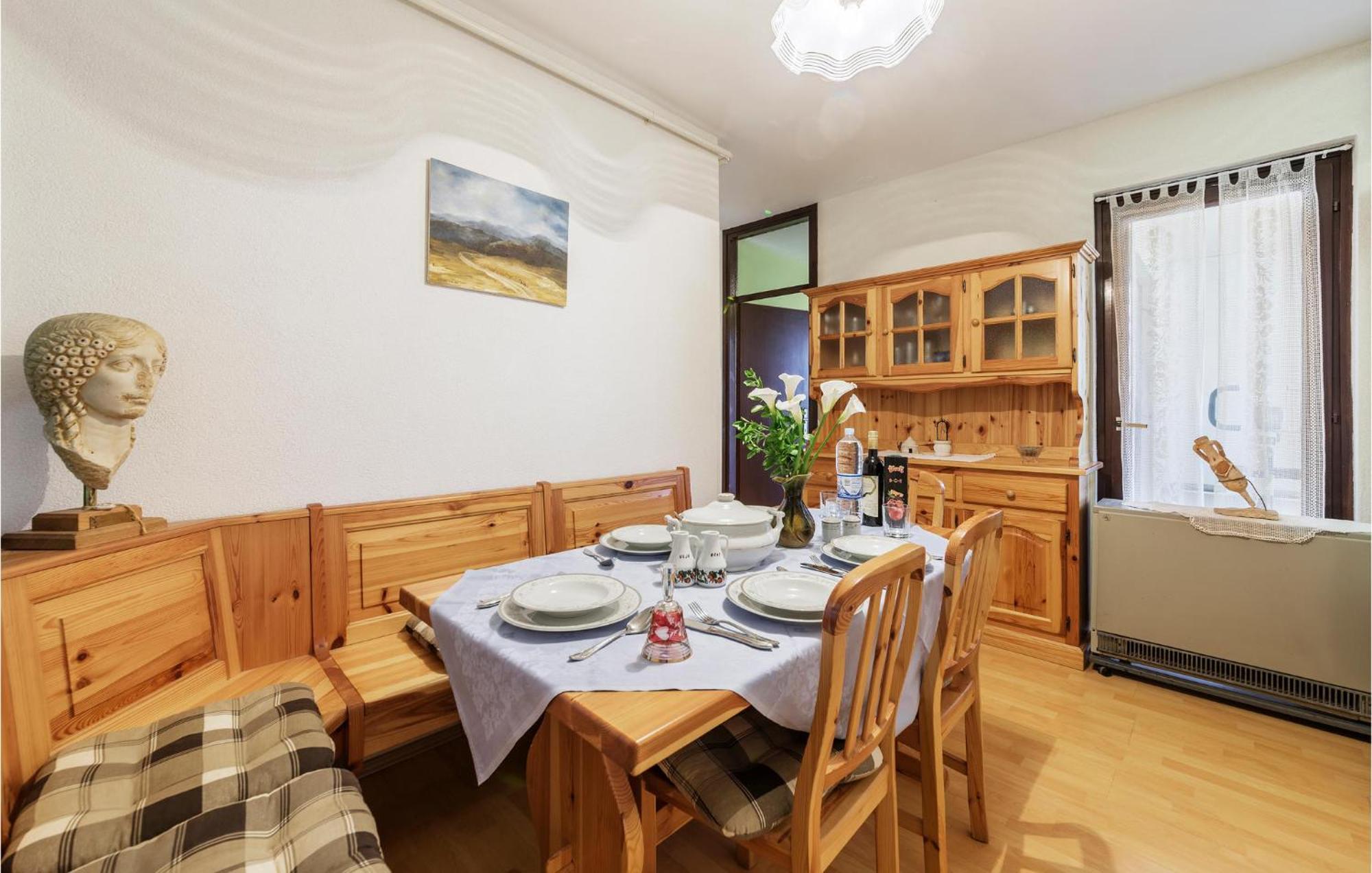Gorgeous Apartment In Pula With House Sea View Экстерьер фото
