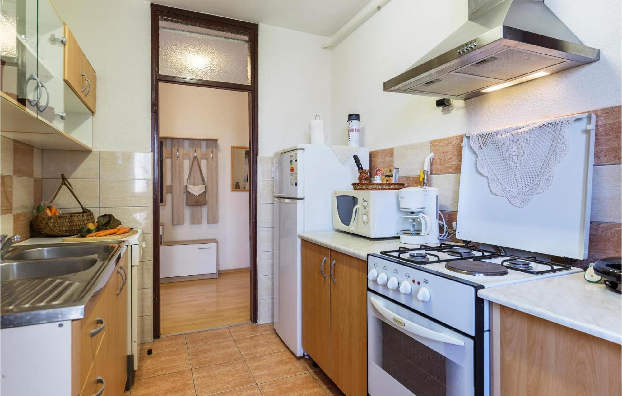 Gorgeous Apartment In Pula With House Sea View Экстерьер фото